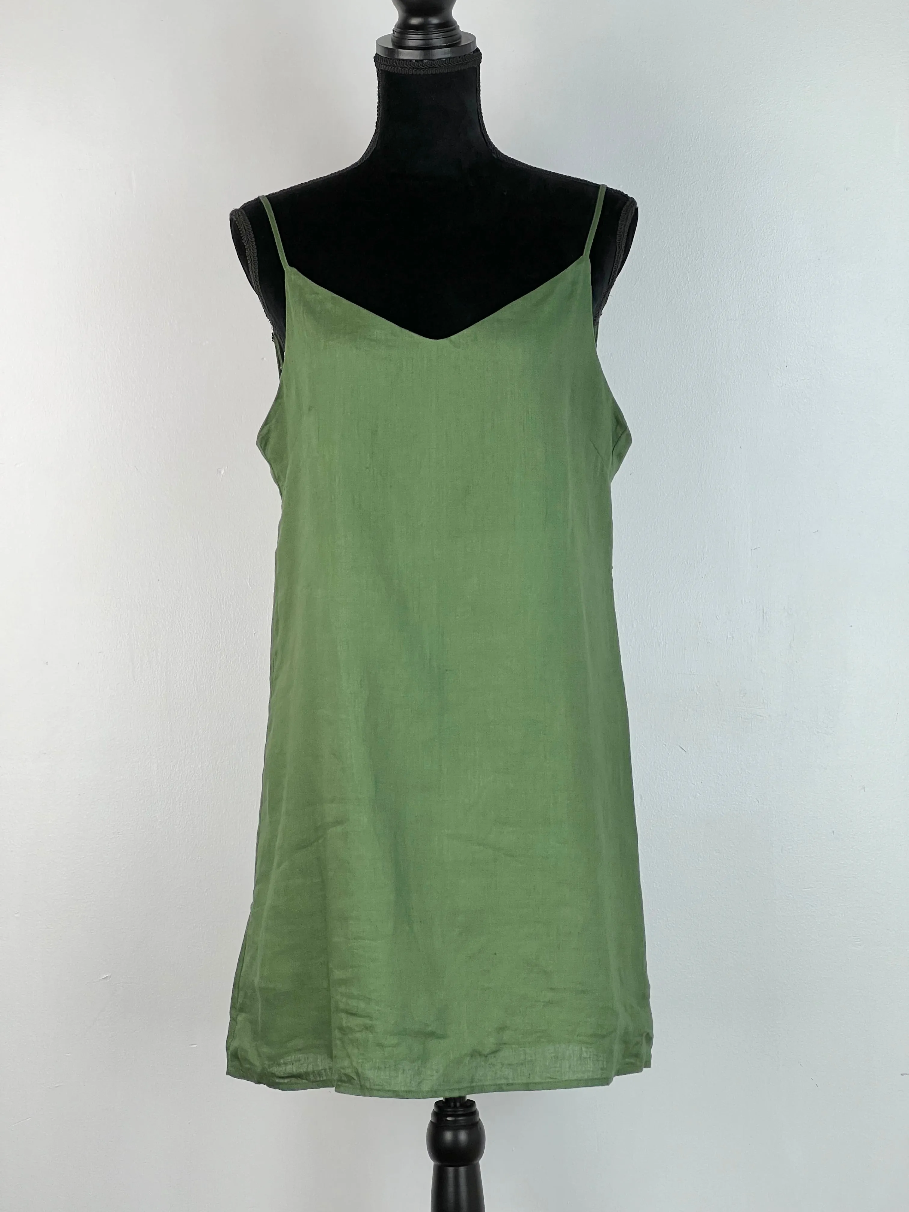Bed Threads Olive Flax Linen Slip - AU10/12