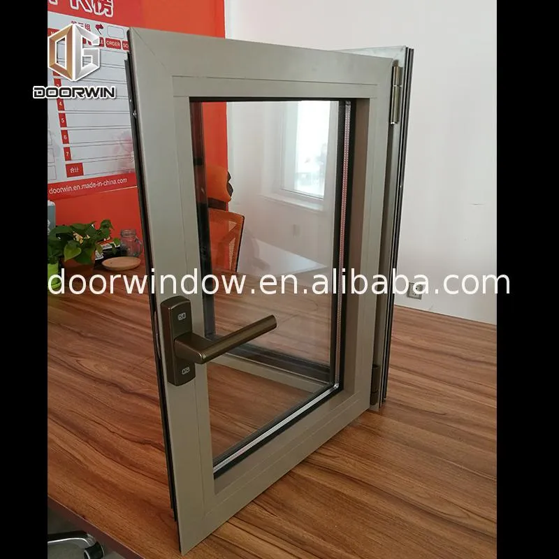 China Factory Seller swing window withlow-e glass withflyscreen with weatherproof
