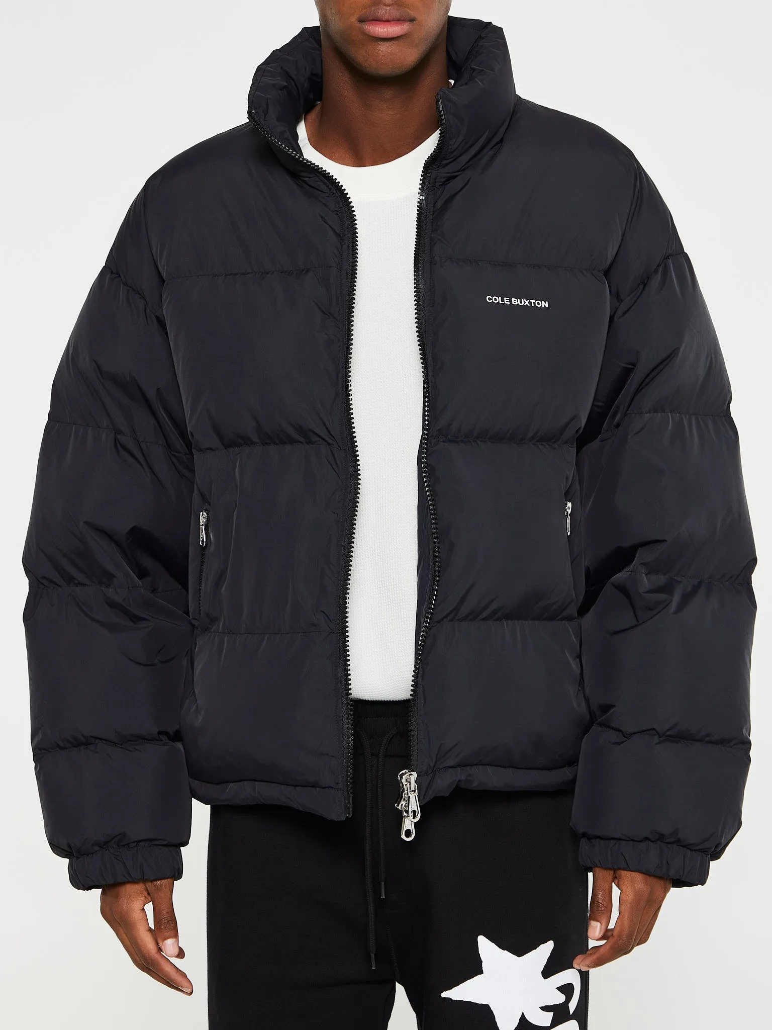 Cropped Logo Puffer in Black