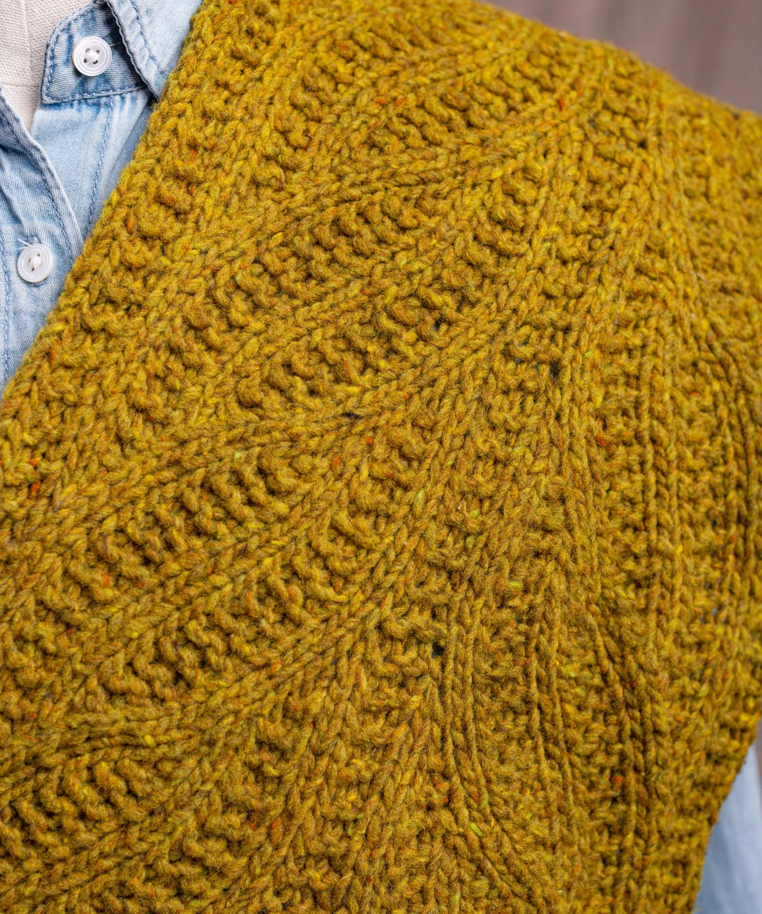 Nidus Scarf | Design Sample